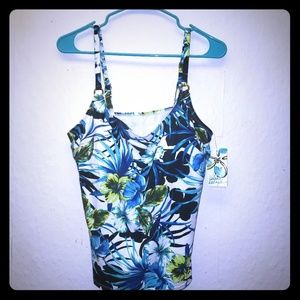 Bathing suit Top NWT